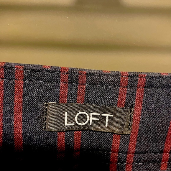“Julie” navy trousers with red pin stripes and pocket button accents. - Picture 5 of 5
